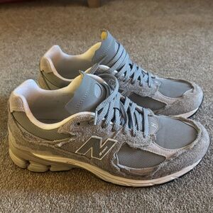 New Balance Light Gray M2002 RDM
